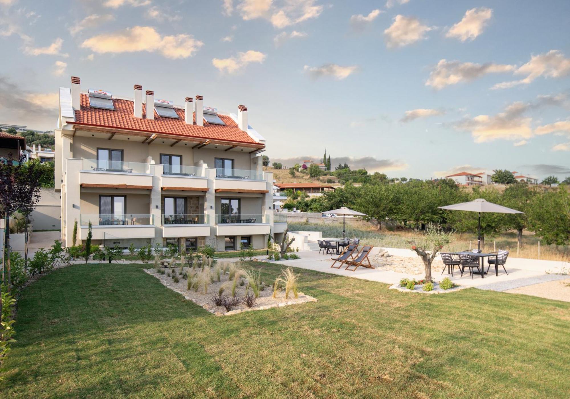 Melian Suites Nikiti  Bagian luar foto