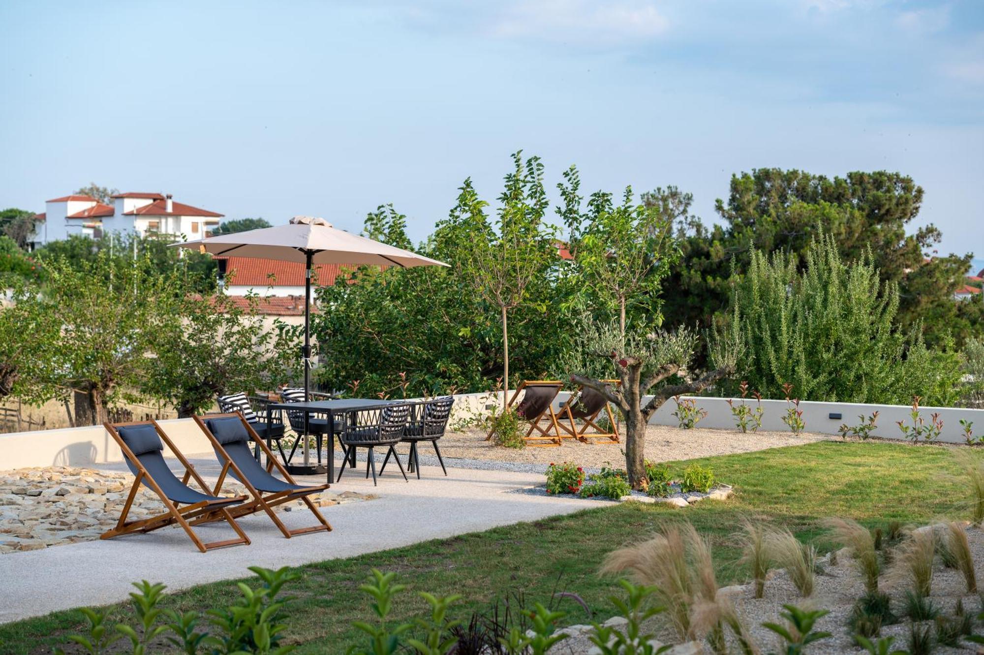 Melian Suites Nikiti  Bagian luar foto
